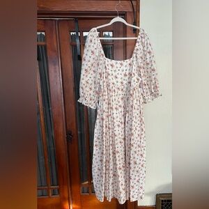 Stunning Floral Puff Sleeve Dress